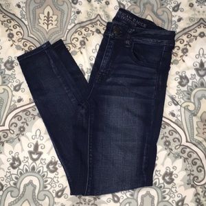 Never Worn! American Eagle Jeans, Size 2!